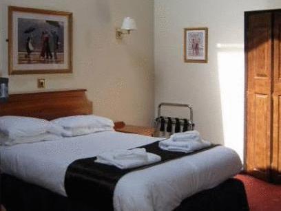 The Wensum Lodge Hotel Фейкенем Екстер'єр фото